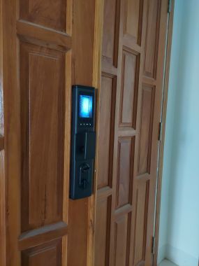 Khóa vân tay tự động KM10 - Face ID