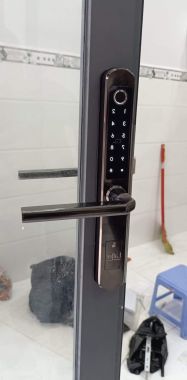 Khóa vân tay 5 in 1 Laffer XF19