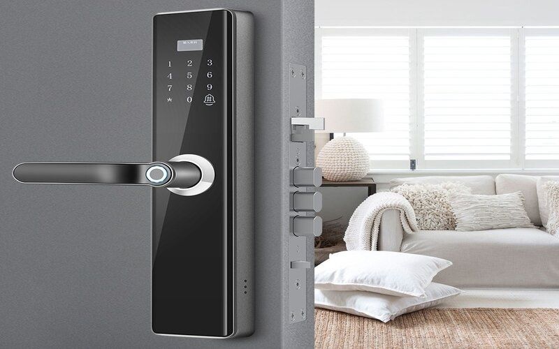 Giải Đáp Khóa Vân Tay Phù Hợp Lắp Đặt Cho Chất Liệu Cửa Nào