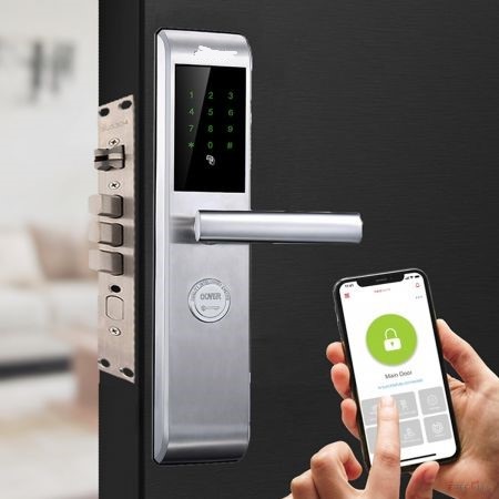 Lý do bạn nên chọn khóa vân tay thông minh điều khiển từ xa